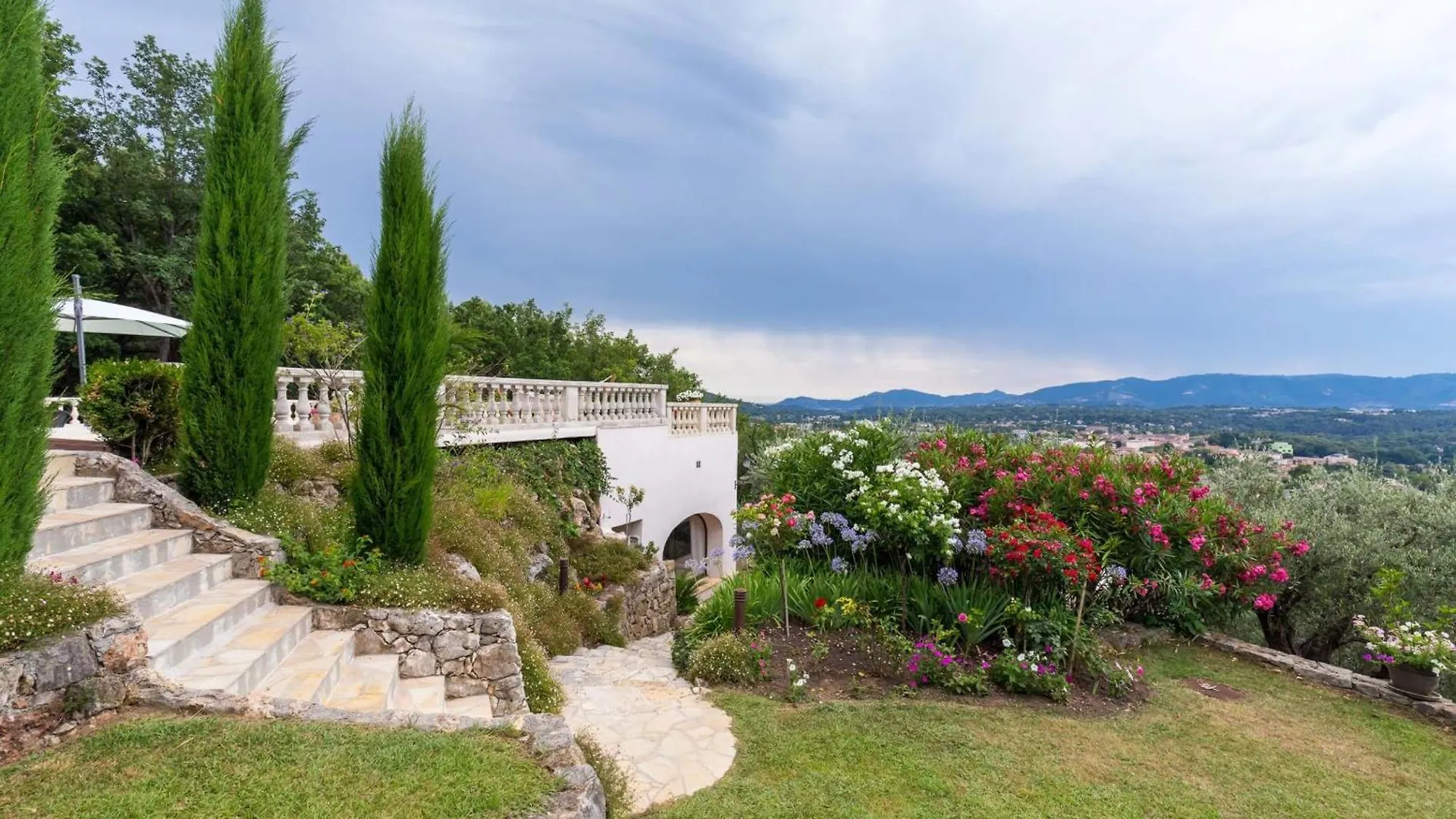 Charming Villa 18 Guest With Pool At Near Cannes Mouans-Sartoux